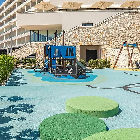 Aminess Laurel Khalani 5*