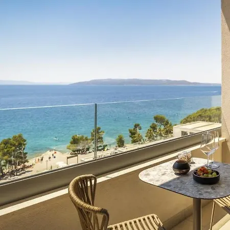 Aminess Laurel Khalani