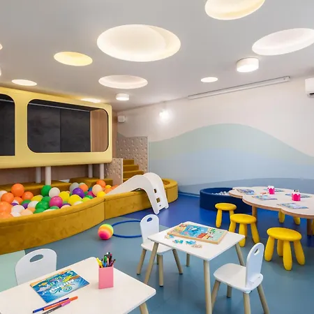 Aminess Laurel Khalani 5* Makarska