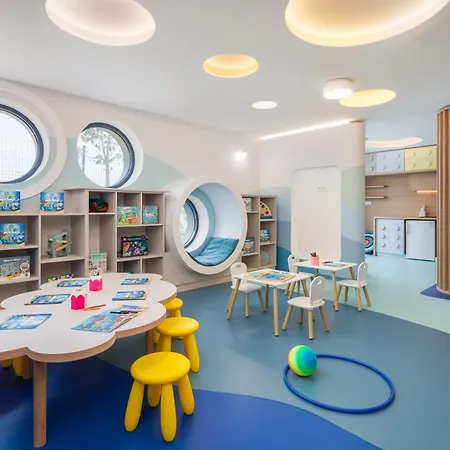 Szálloda Aminess Laurel Khalani