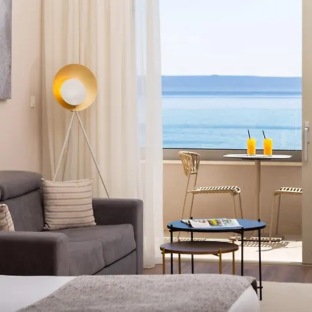 Aminess Laurel Khalani Hotel ホテル マカルスカ