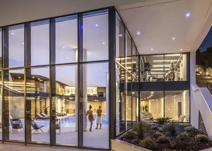 Aminess Laurel Khalani Hotel 5*