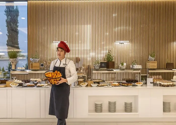 Hotel Aminess Laurel Khalani 5*