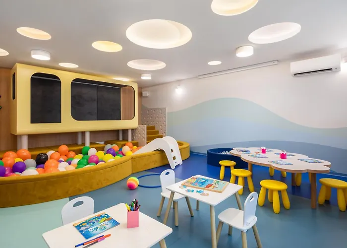 Aminess Laurel Khalani 5* Makarska