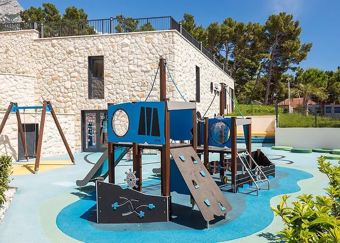 Aminess Laurel Khalani 5*