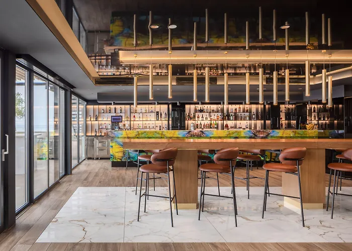 Aminess Laurel Khalani 5*